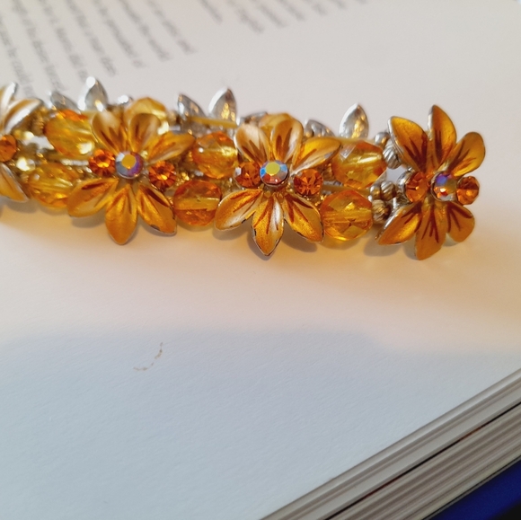 Stretchy Gold Amber Tones Metal And Chrystal - Picture 2 of 6